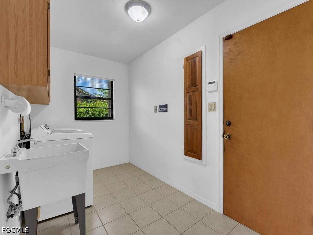 3 Bed Pool Home for Sale in Las Palmas, photo 36
