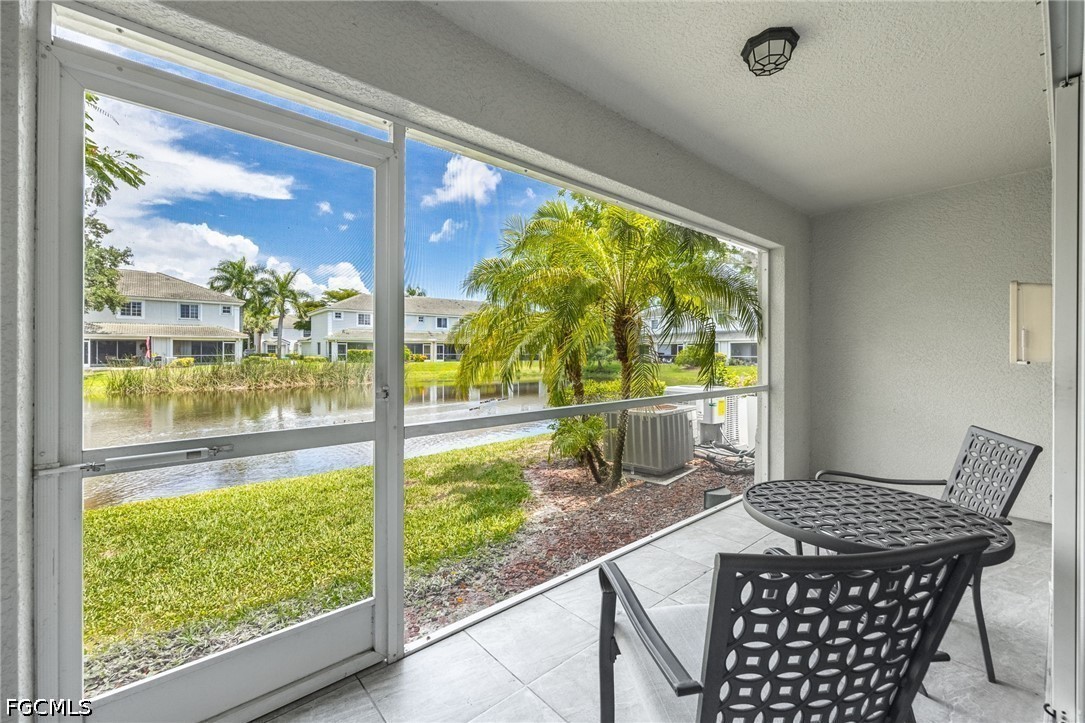 2 Bed Waterfront Home for Sale in Fort Myers, photo 36