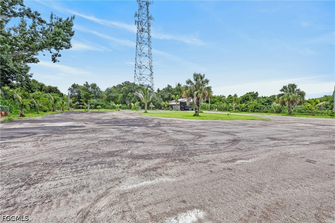 3 Bed SingleFamilyResidence for Sale in North Fort Myers, FL — photo 36