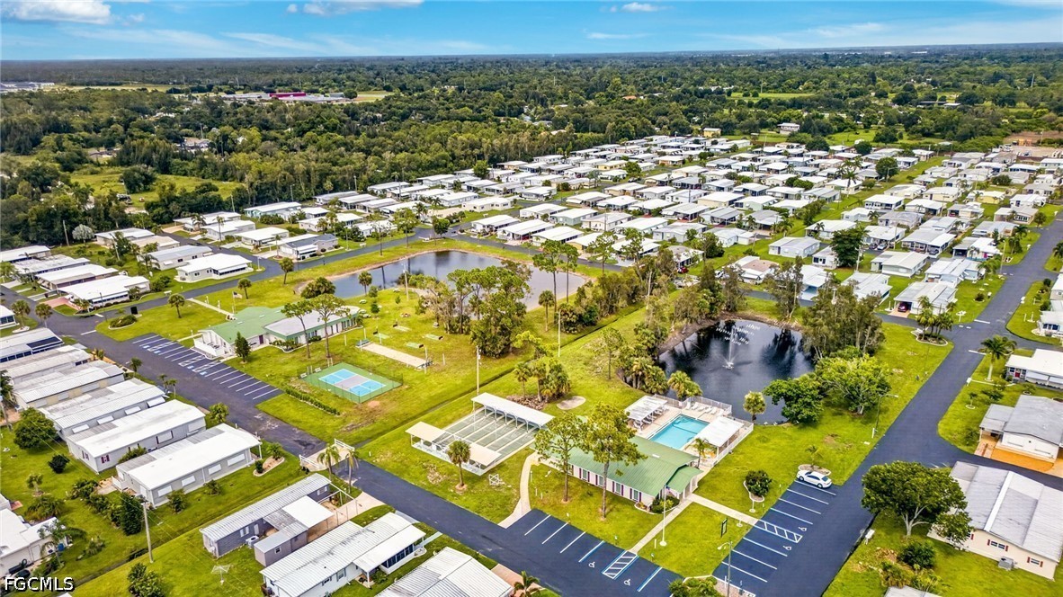 2 Bed ManufacturedHome for Sale in North Fort Myers, FL — photo 36