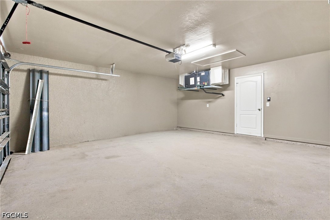 3 Bed SingleFamilyResidence for Sale in Mirror Lakes, FL — photo 36