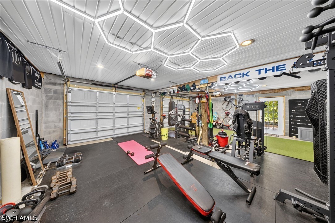 3 Bed SingleFamilyResidence for Sale in Logan Woods, FL — photo 36