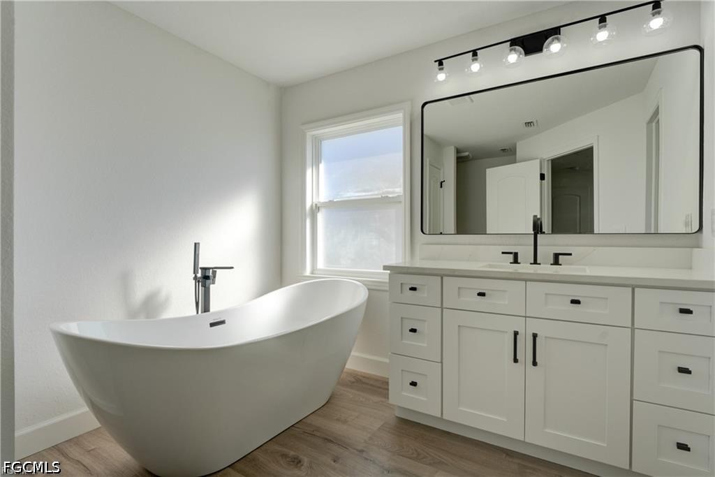 4 Bed SingleFamilyResidence for Sale in Cape Coral, FL — photo 36