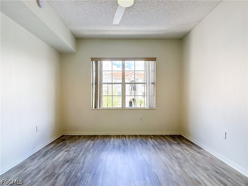2 Bed Condominium for Sale in Fort Myers, photo 36
