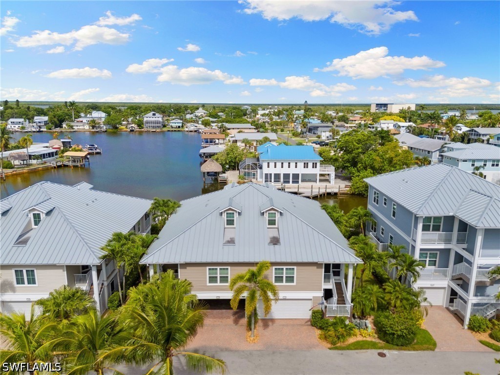 4 Bed Waterfront Home for Sale in Goodland, photo 36