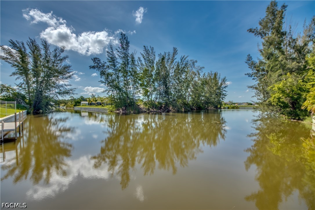 3 Bed Pool Home for Sale in Cape Coral, photo 36