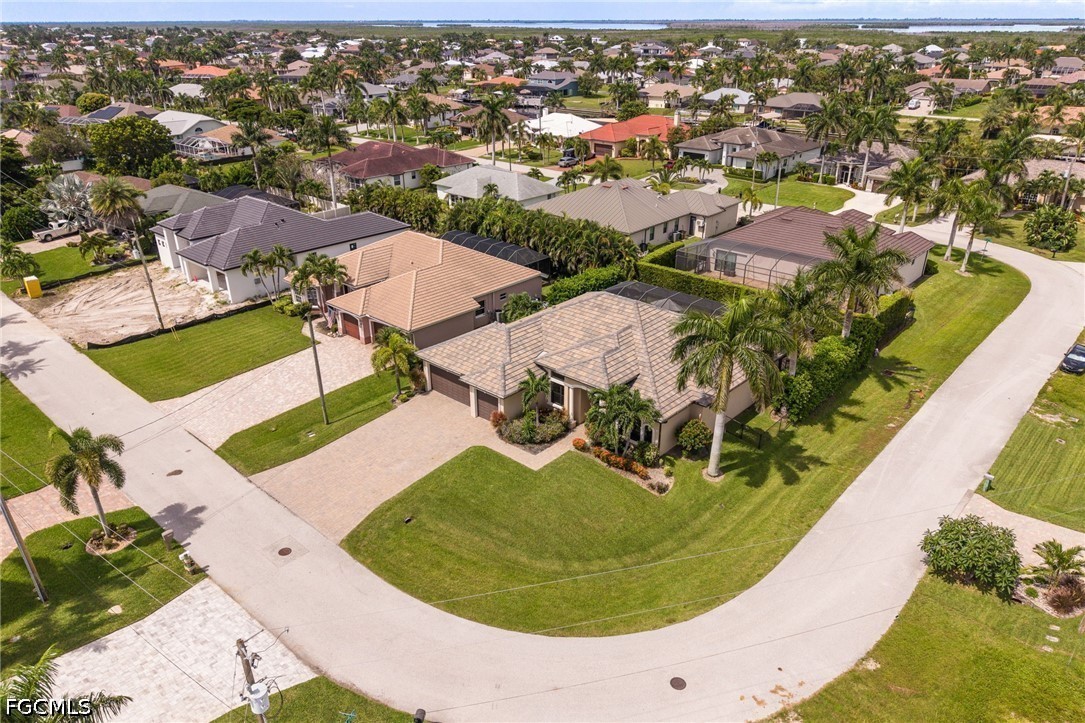3 Bed Pool Home for Sale in Cape Coral, photo 36