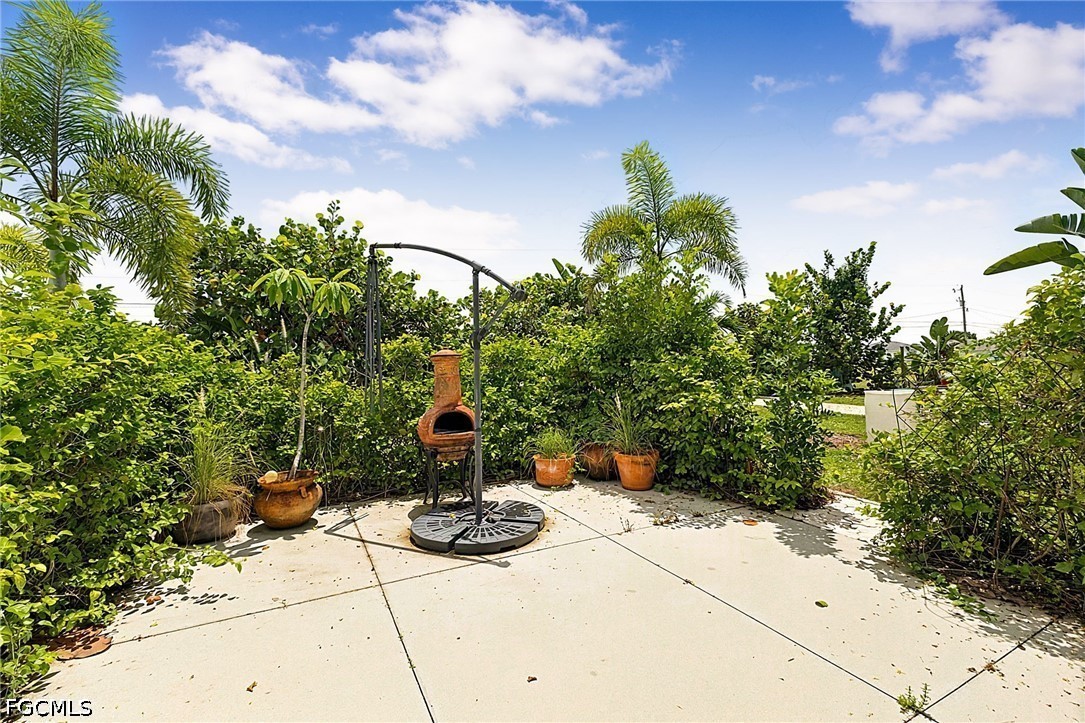 3 Bed Pool Home for Sale in Cape Coral, photo 36