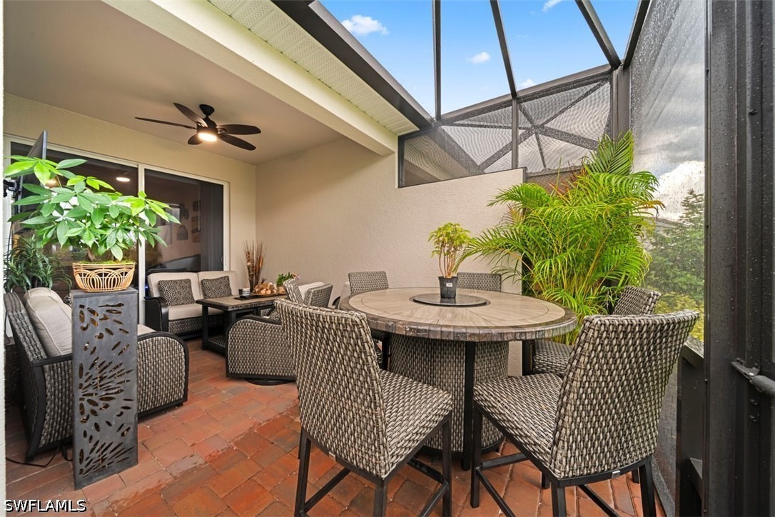2 Bed Attached for Sale in Naples, photo 36