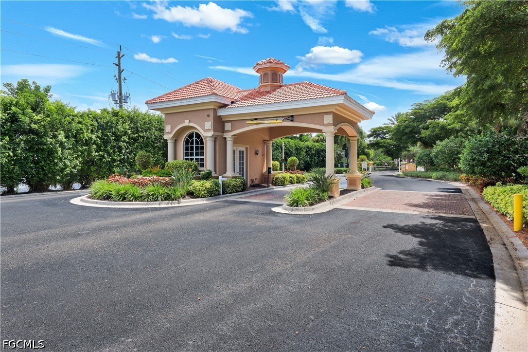 3 Bed Pool Home for Sale in Bell Tower Park, photo 36