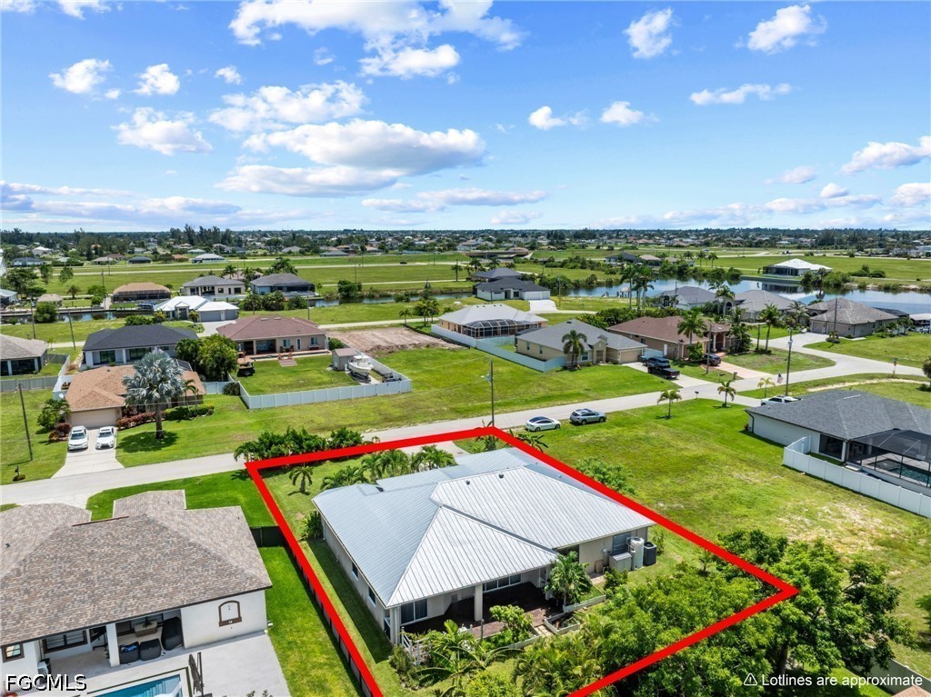 3 Bed SingleFamilyResidence for Sale in Cape Coral, photo 36