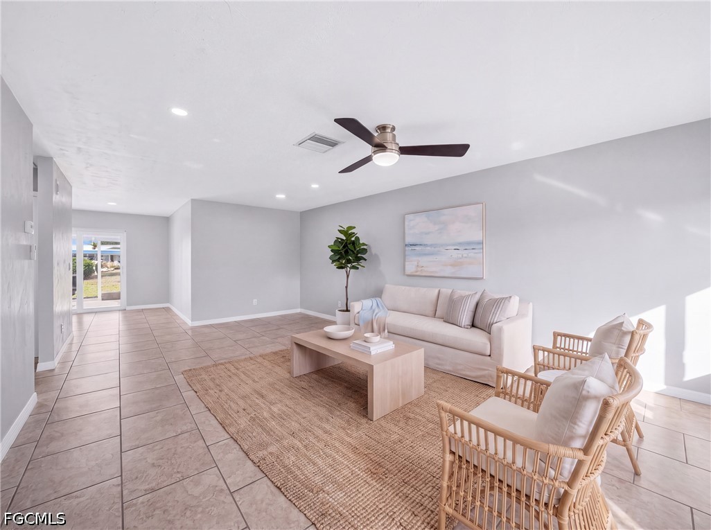 3 Bed Duplex for Sale in Cape Coral, photo 36