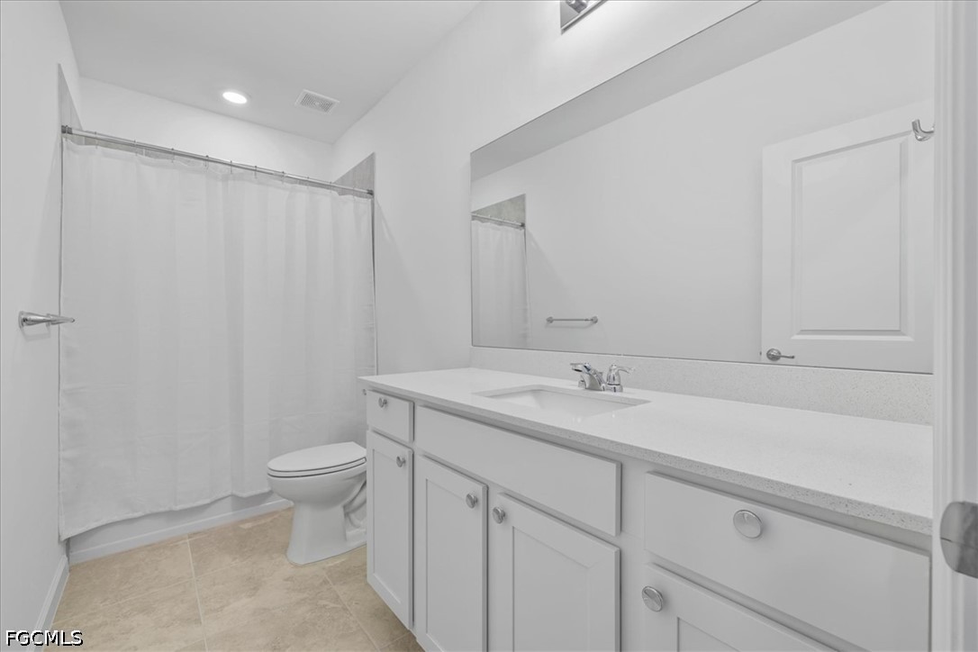 3 Bed SingleFamilyResidence for Sale in Cape Coral, photo 36