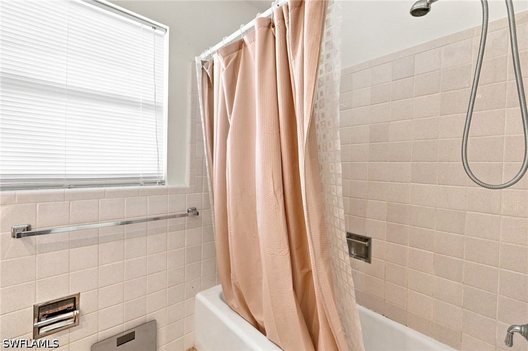 2 Bed Pool Home for Sale in Cape Coral, photo 36