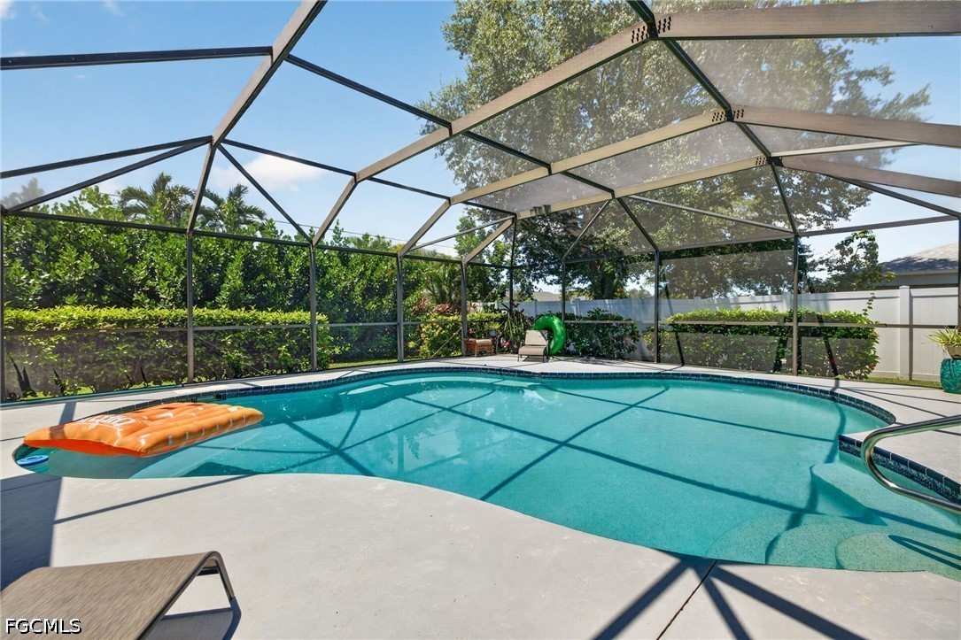 3 Bed Pool Home for Sale in Cape Coral, photo 36