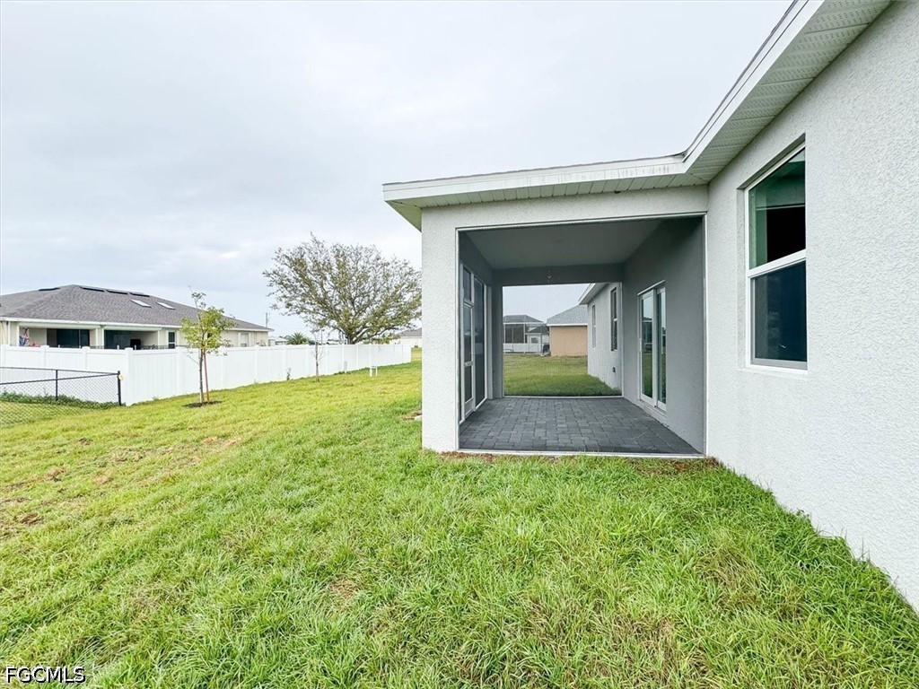 3 Bed SingleFamilyResidence for Sale in Cape Coral, photo 36