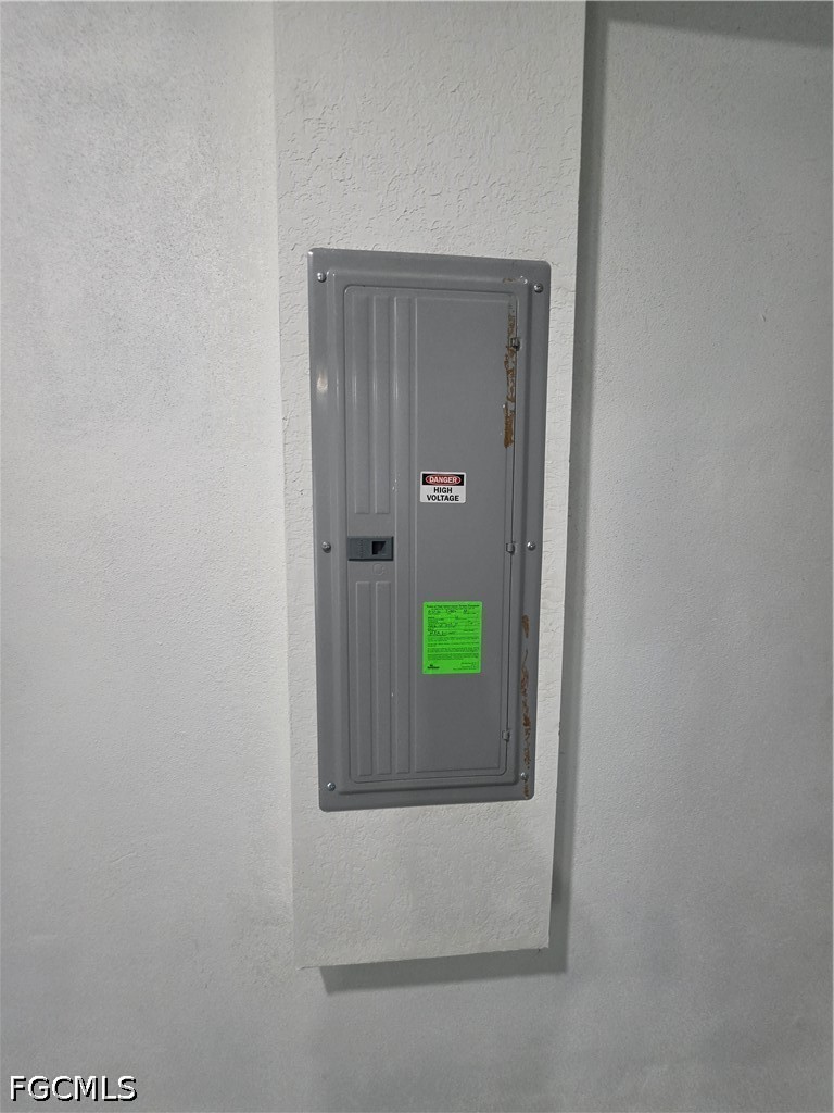 3 Bed SingleFamilyResidence for Sale in Lehigh Acres, photo 36