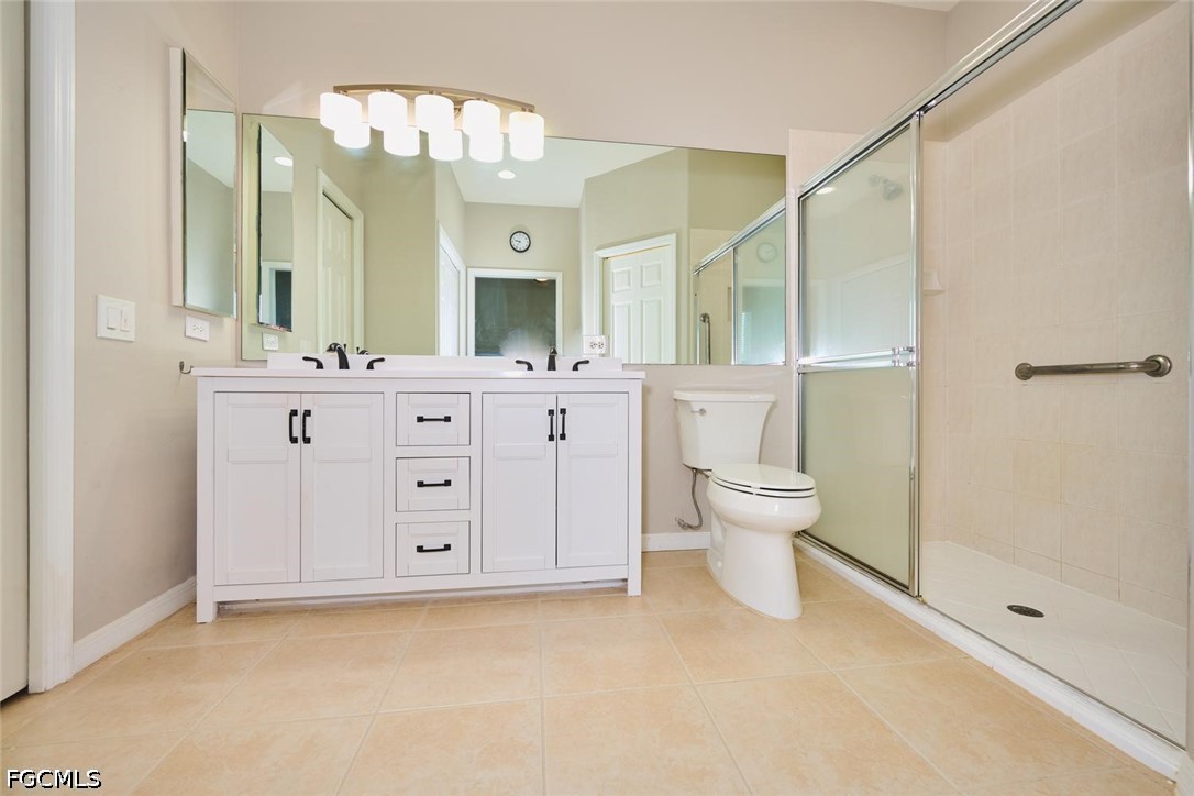 2 Bed Waterfront Home for Sale in Fort Myers, photo 36