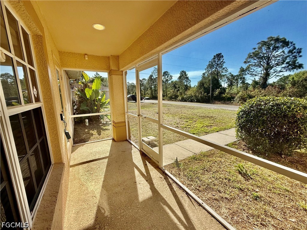 3 Bed SingleFamilyResidence for Sale in Lehigh Acres, photo 36