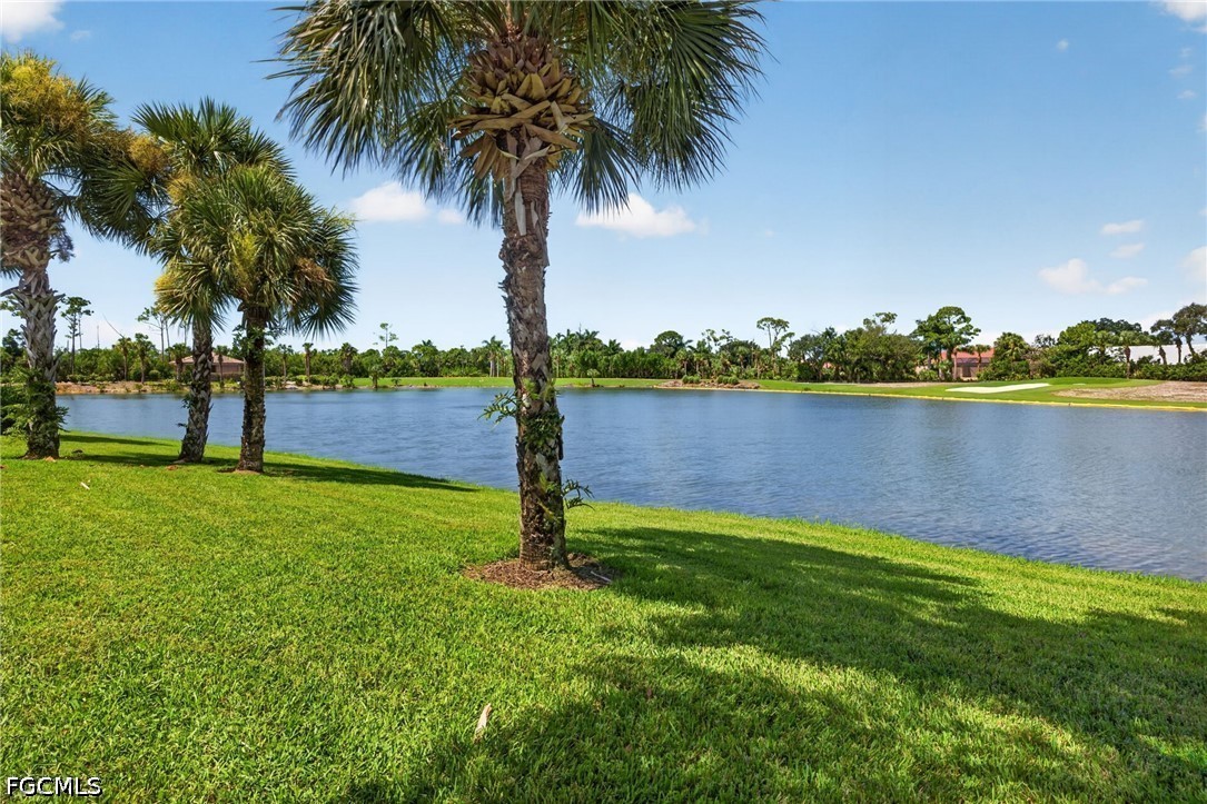 4 Bed Waterfront Home for Sale in Crown Colony, photo 36
