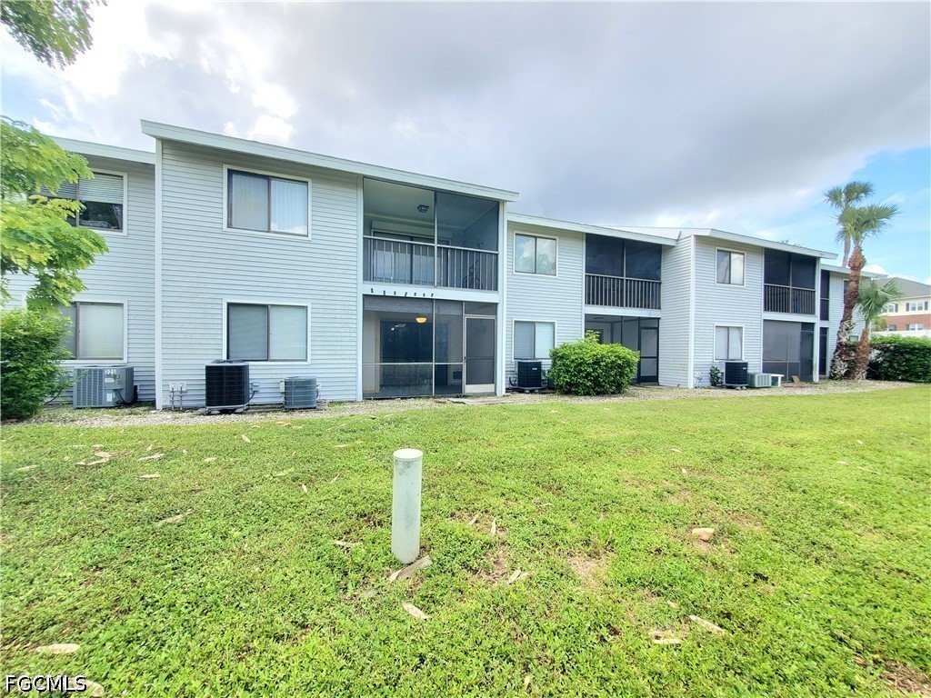 2 Bed Condominium for Sale in North Fort Myers, photo 36