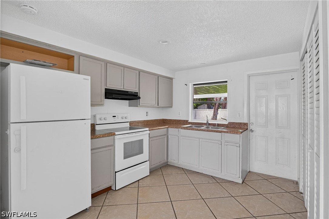 4 Bed Duplex for Sale in Naples Park, photo 36