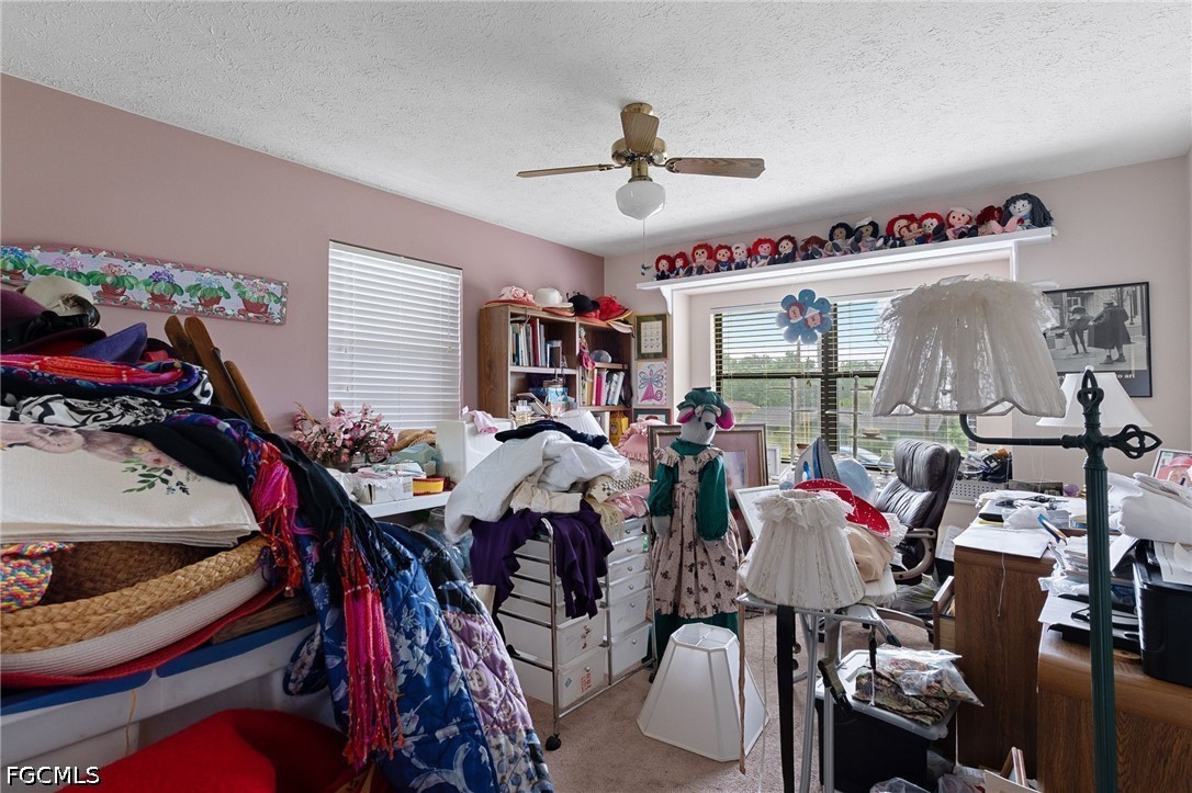 3 Bed SingleFamilyResidence for Sale in Acreage, photo 36