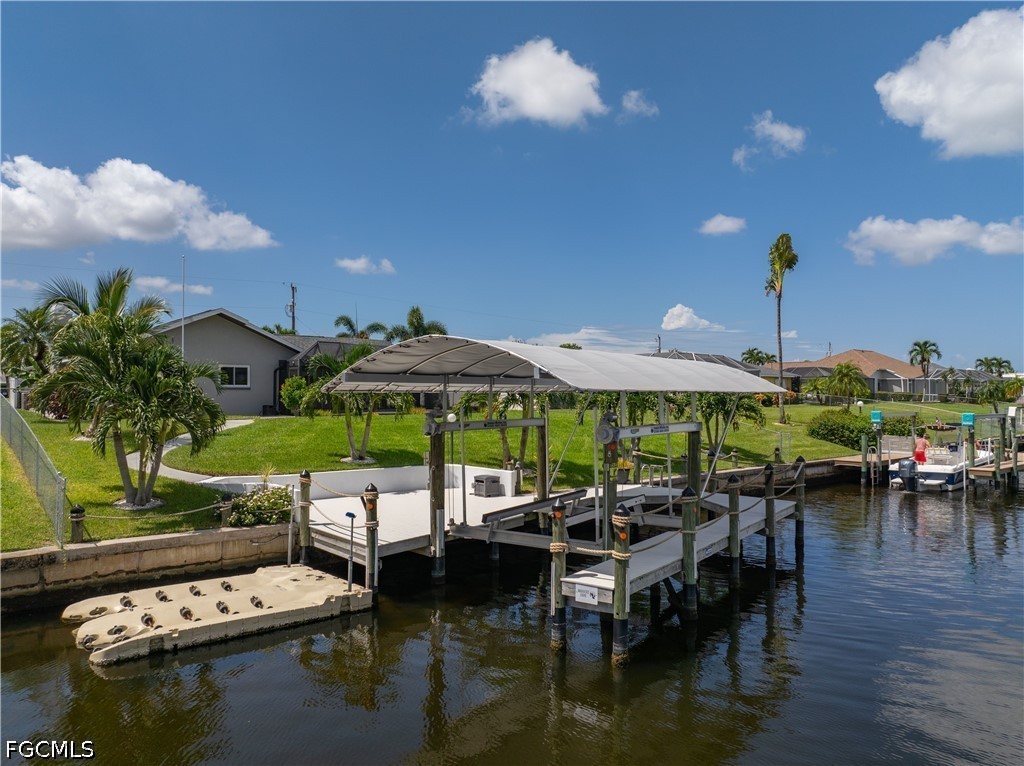 3 Bed Pool Home for Sale in Cape Coral, photo 36