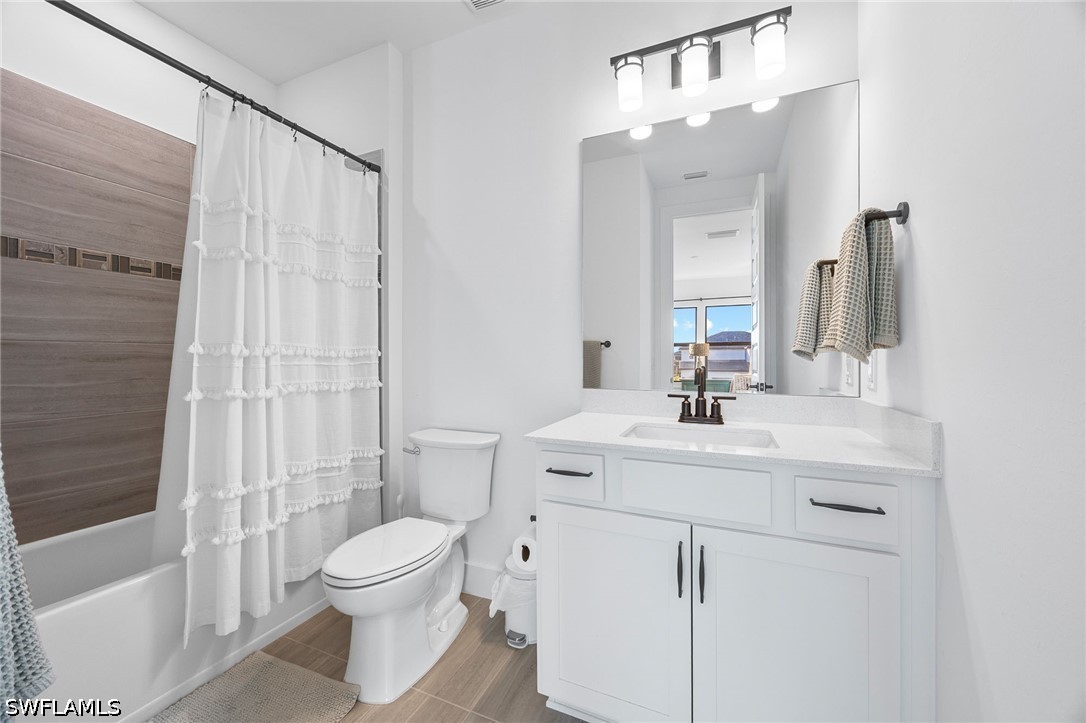 6 Bed Pool Home for Sale in Avalon Park, photo 36