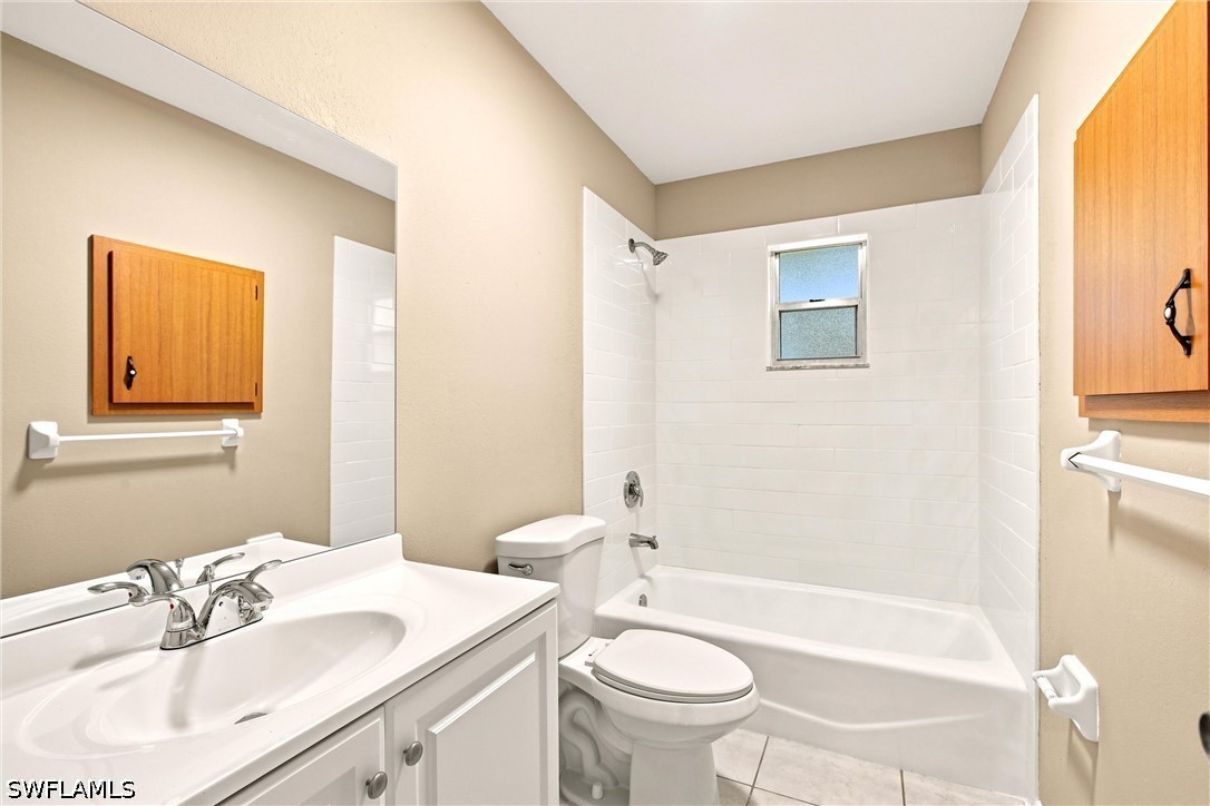 3 Bed Pool Home for Sale in Sandalwood Estates, photo 36