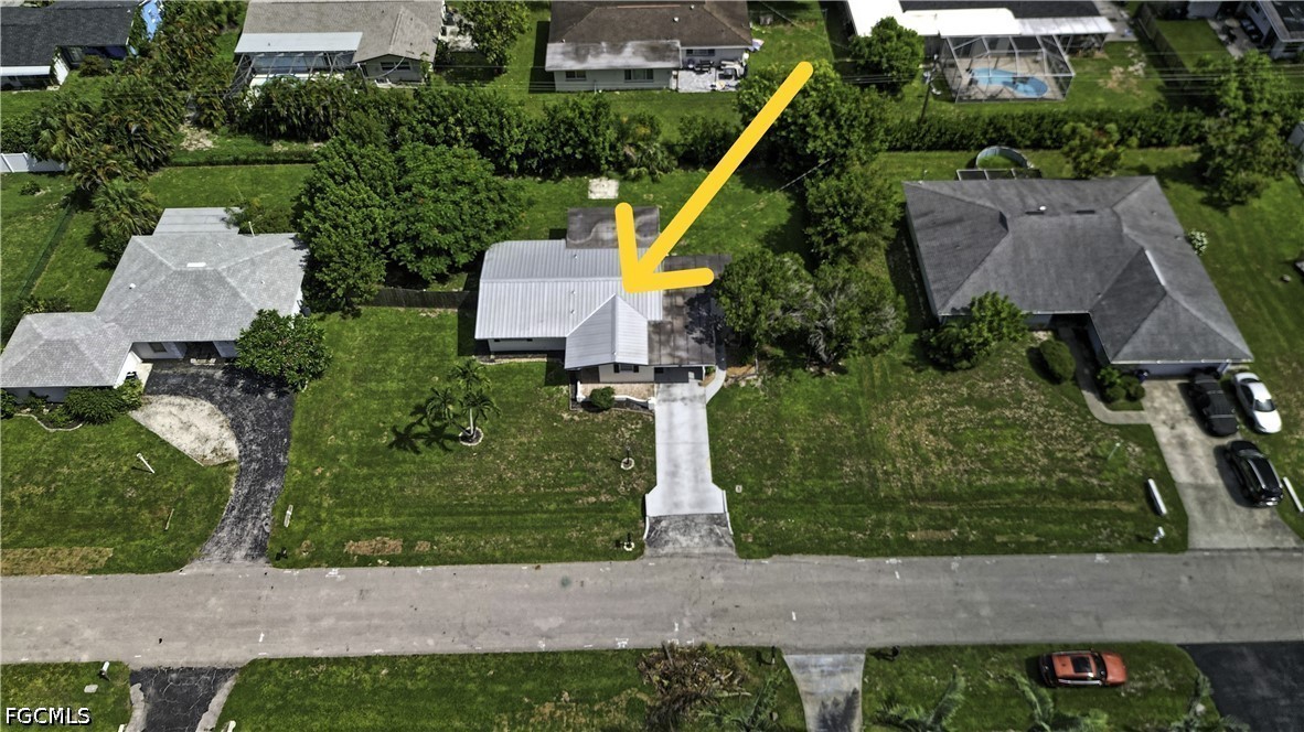 2 Bed SingleFamilyResidence for Sale in Fort Myers, photo 36