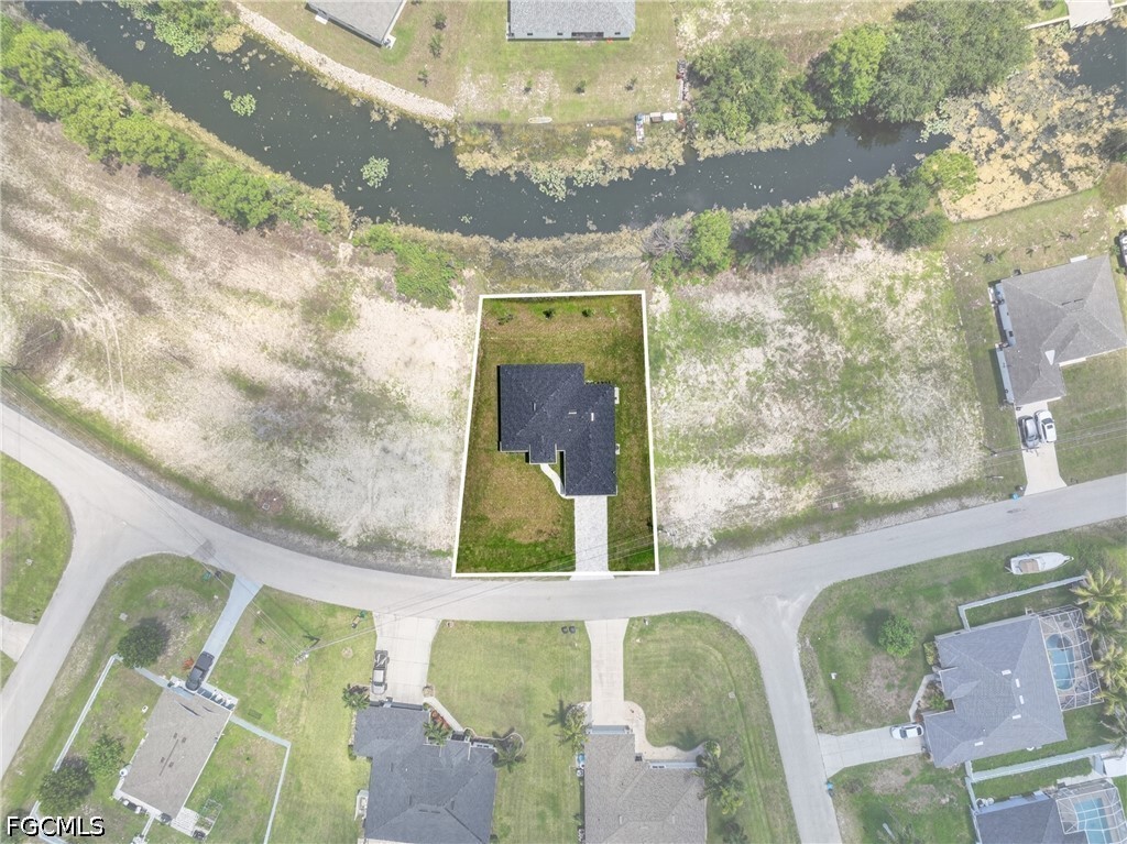 4 Bed Waterfront Home for Sale in Cape Coral, photo 36