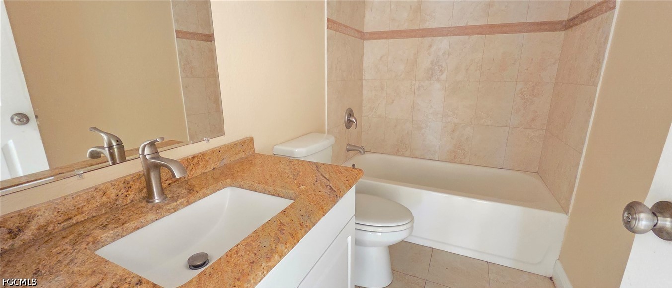 3 Bed SingleFamilyResidence for Sale in Cape Coral, photo 36