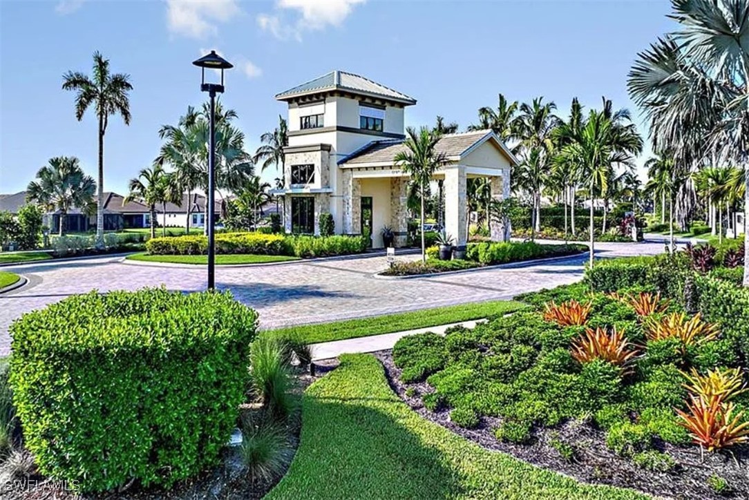 2 Bed Attached for Sale in Naples, photo 37