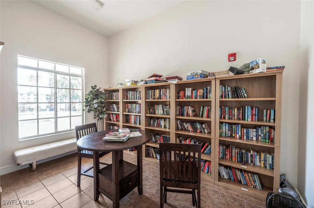 2 Bed Waterfront Home for Sale in Naples, photo 37