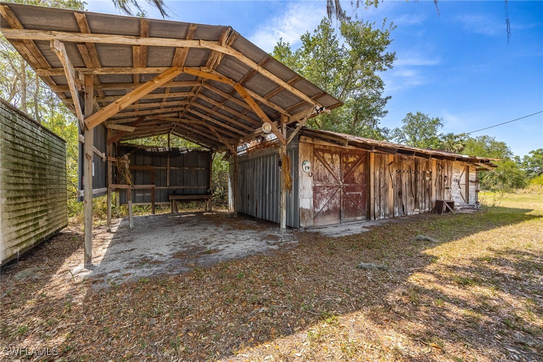 3 Bed SingleFamilyResidence for Sale in North Fort Myers, photo 37