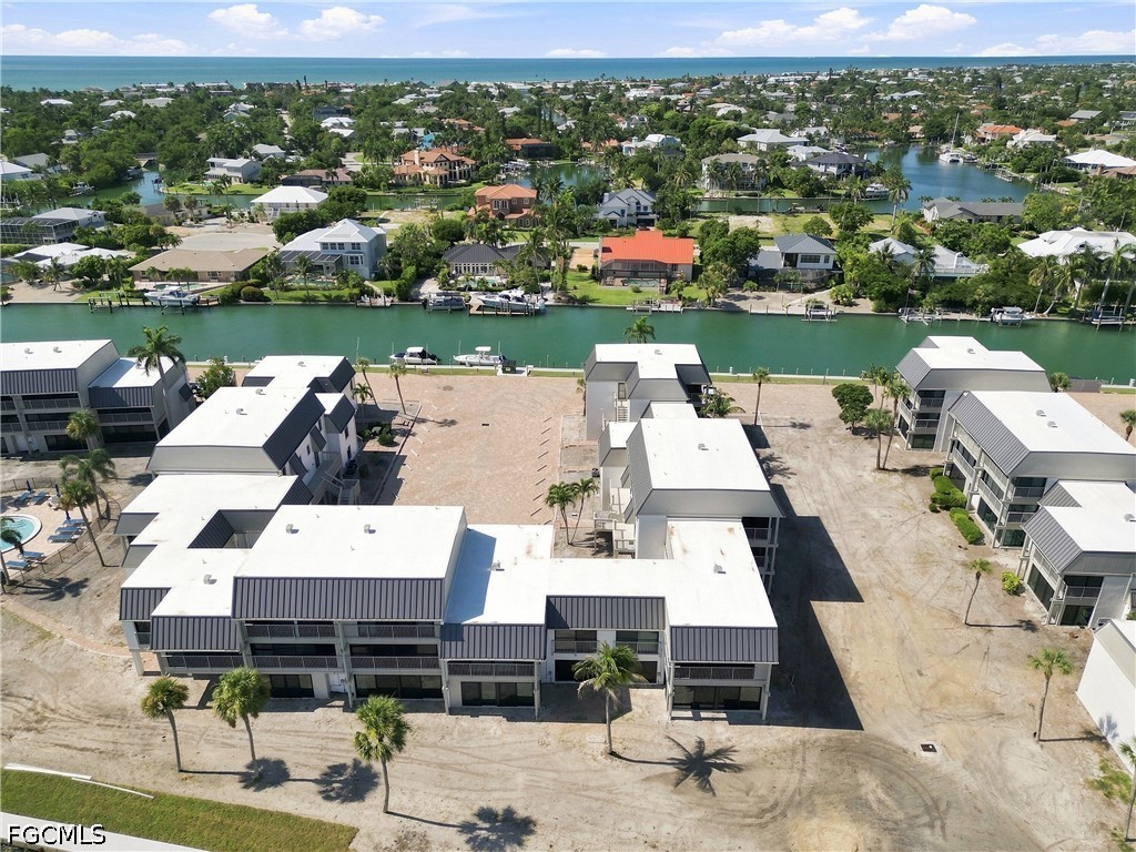 1 Bed Waterfront Home for Sale in Sanibel, photo 37