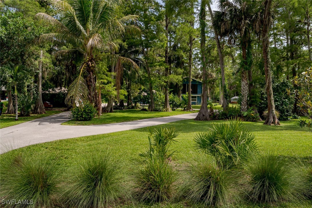 4 Bed SingleFamilyResidence for Sale in Naples, photo 37