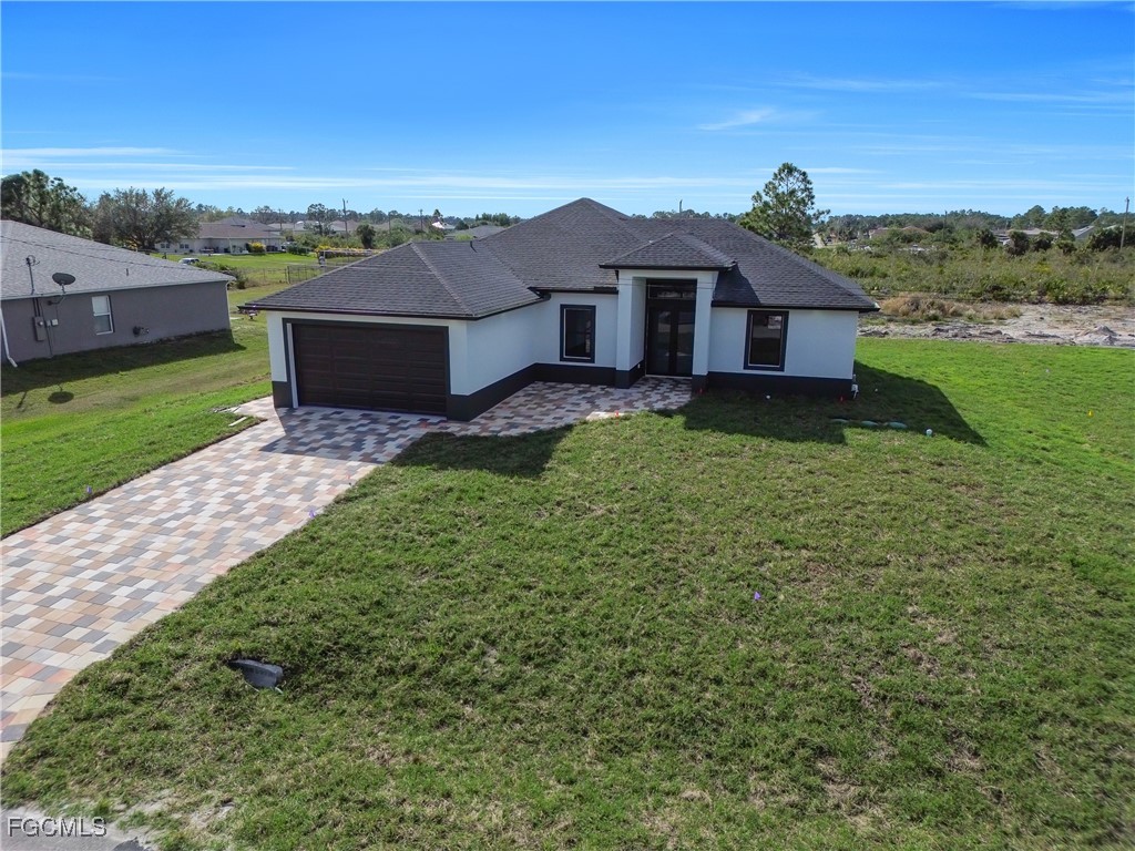 3 Bed SingleFamilyResidence for Sale in Lehigh Acres, photo 37