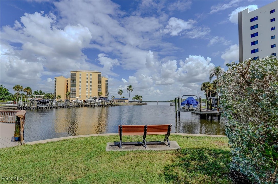 2 Bed Waterfront Home for Sale in Casa Marina, FL, $595,000 — photo 37