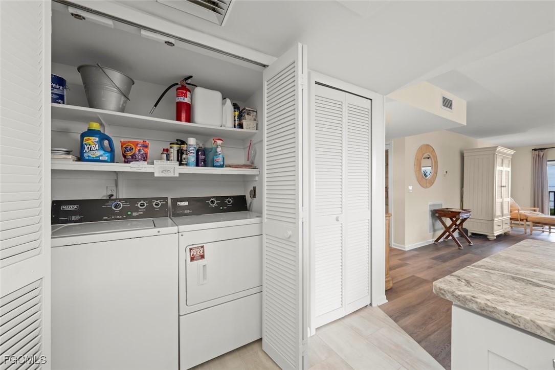 2 Bed Pool Home for Sale in Captiva, FL, $1,275,000 — photo 37
