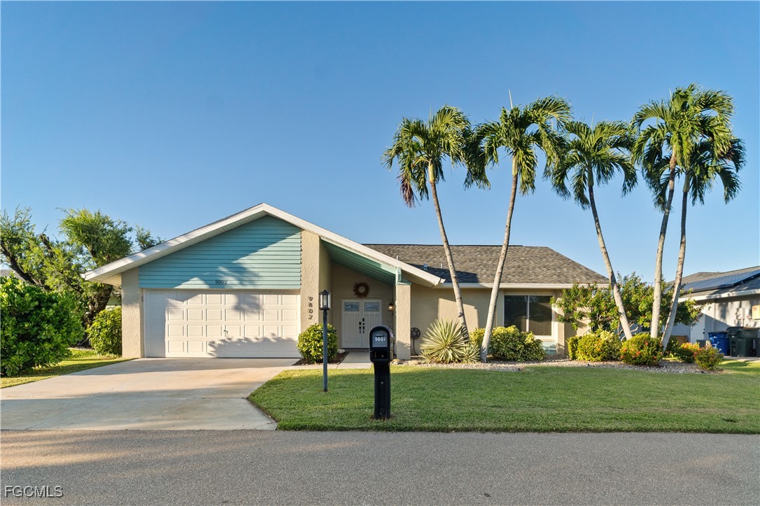 2 Bed SingleFamilyResidence for Sale in South Pointe, FL — photo 37