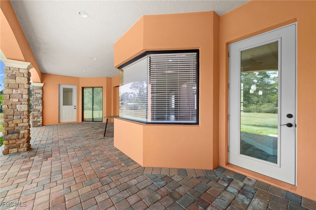 3 Bed SingleFamilyResidence for Sale in Lehigh Acres, photo 37
