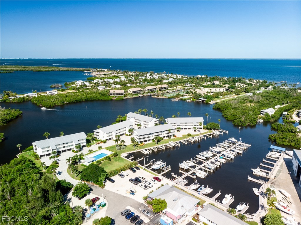 2 Bed Waterfront Home for Sale in Bokeelia, photo 37