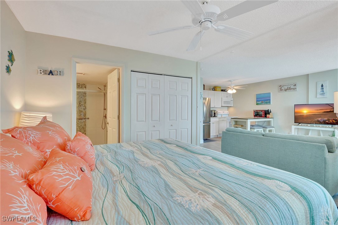 1 Bed Waterfront Home for Sale in Fort Myers Beach, photo 37