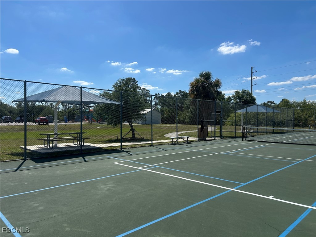 4 Bed SingleFamilyResidence for Sale in Deep Creek, FL — photo 37