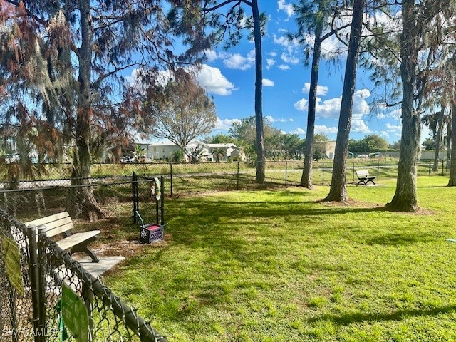 2 Bed ManufacturedHome for Sale in Naples, FL, $145,000 — photo 37