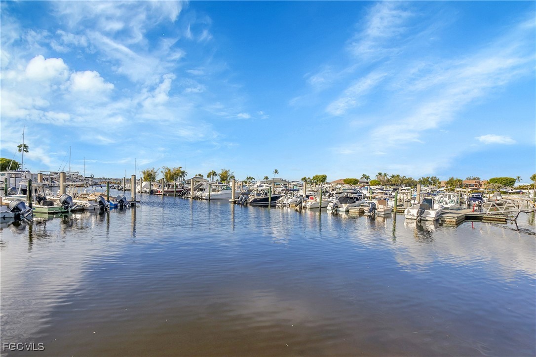2 Bed Condominium for Sale in Fort Myers, photo 37