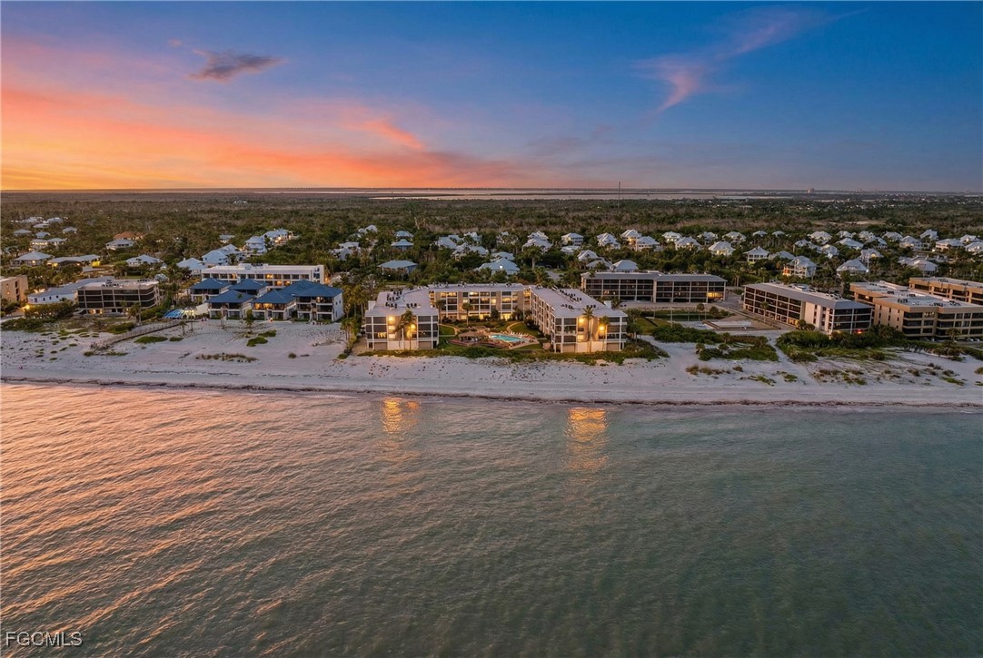 2 Bed Waterfront Home for Sale in Sanibel, photo 37