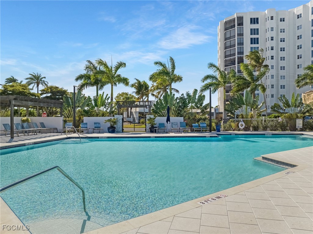 2 Bed Waterfront Home for Sale in Waterside At Bay Beach, photo 37